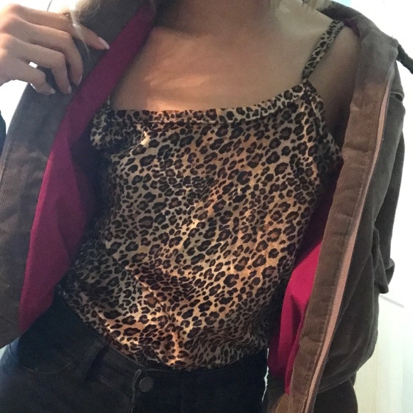 Velvet Cheetah Cropped Tank - Picture 2 of 5